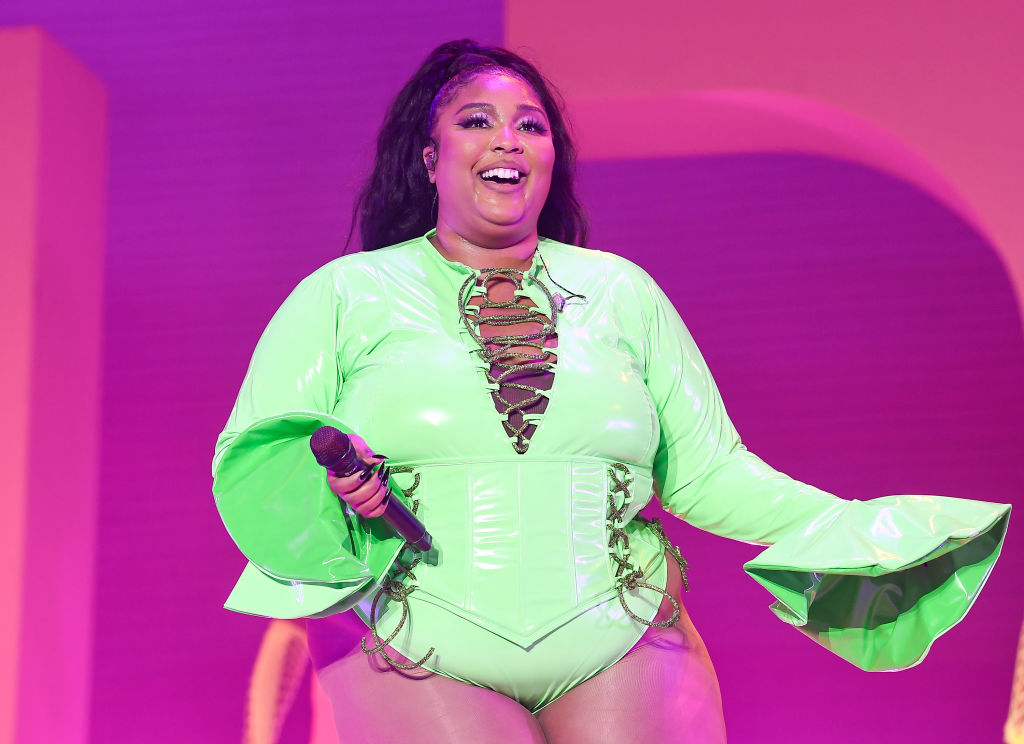 Lizzo Talks Her Persona Being Bigger Than Her Music, Food Verzuz Against Saweetie & New Tour w/Latto